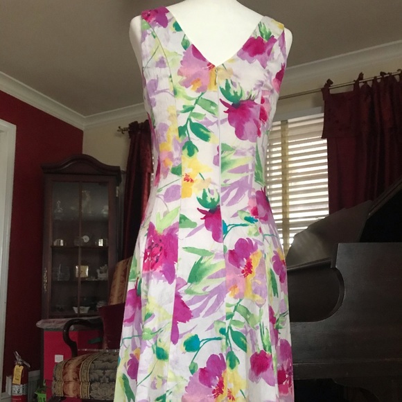 Chaps Floral Spring Dress. 2 (EUC) - Picture 4 of 10